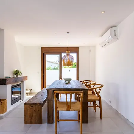 Casa Adel Holiday home